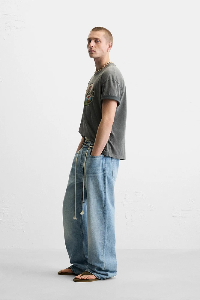 WASHED T-SHIRT WITH CONTRAST PRINT