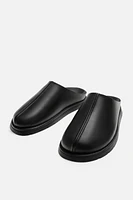 LEATHER CLOGS