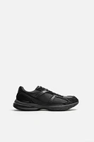MONOCHROME LEATHER SNEAKERS