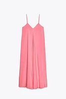 FLOWY MIDI DRESS