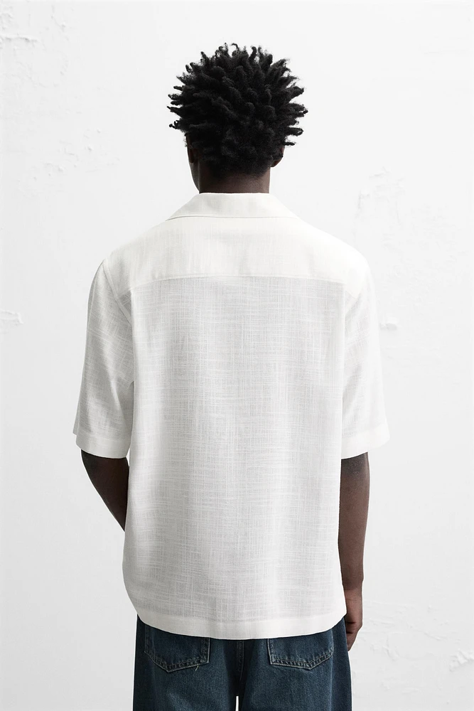 CHEMISE À COUPE DÉCONTRACTÉE