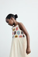 ROBE EN MAILLE CROCHET ET FANTAISIE
