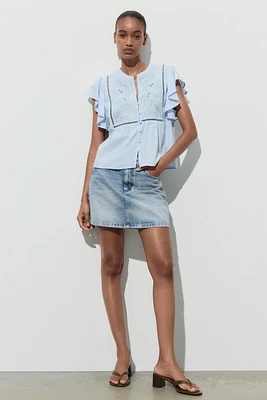 SHORT SLEEVE RUFFLE SHIRT