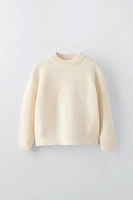 KNIT SWEATER