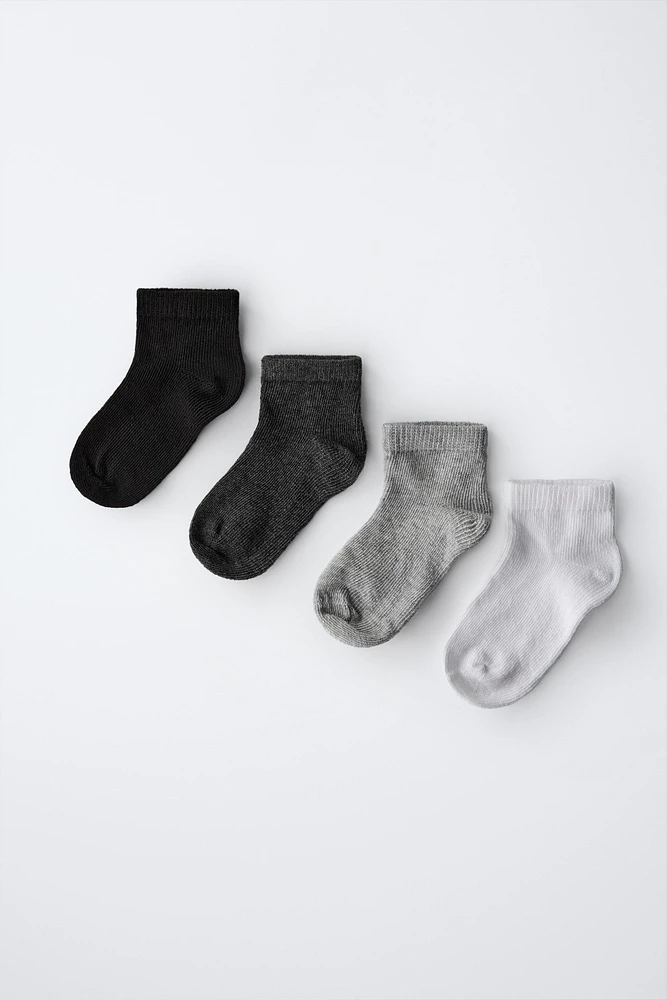 FOUR-PACK OF BASIC SHORT SOCKS