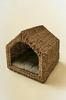 PET HOUSE