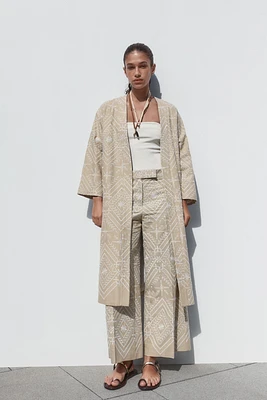 EMBROIDERED KIMONO BLAZER