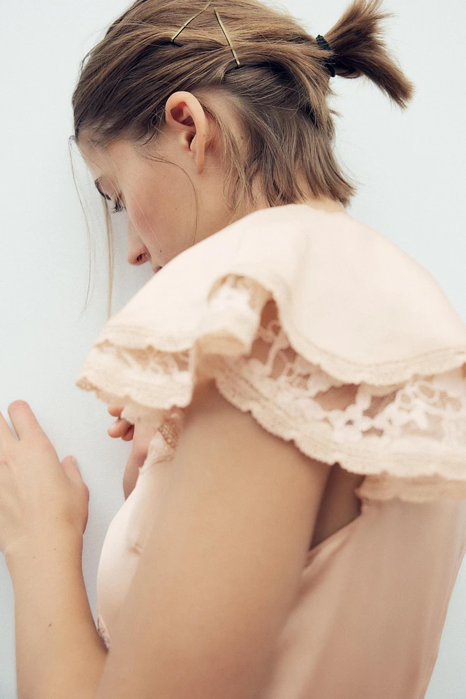 ROBE MI-LONGUE SATINÉE BRODÉE