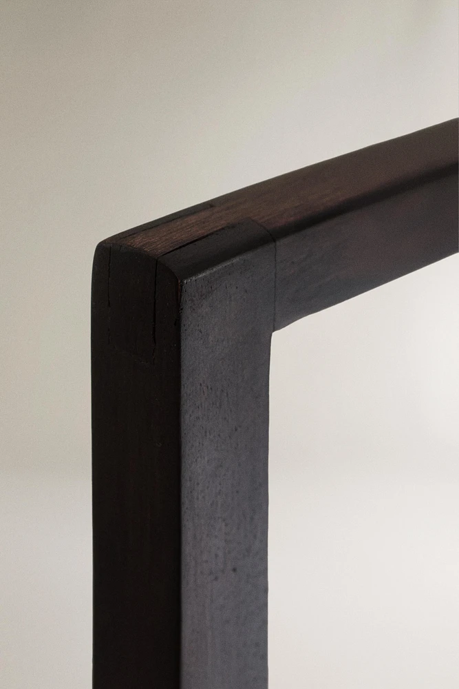 WOODEN RACK