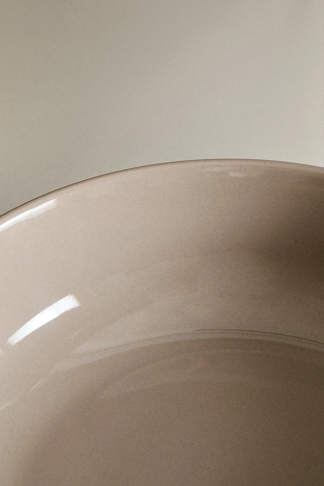 STONEWARE SOUP PLATE