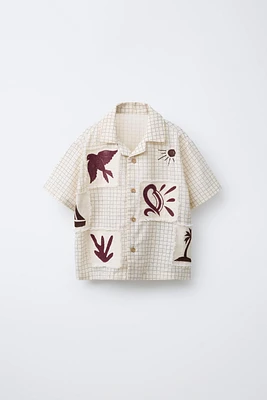 CHEMISE À CARREAUX ET PIÈCES