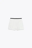 CONTRAST WAISTBAND TRIM SHORTS