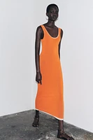 ROBE LONGUE EN MAILLE FINITIONS DOUBLE ÉPAISSEUR