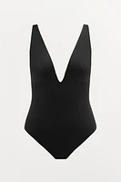 BODY AVEC POLYAMIDE BRETELLES CROISÉES