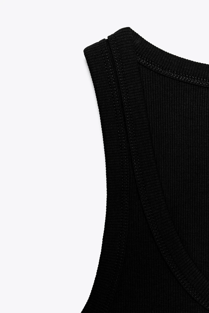 STRAPPY RIB TOP