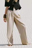 STRAIGHT CUT PLEATED PANTS