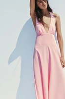 ROBE MI-LONGUE AVEC ENCOLURE AMÉRICAINE