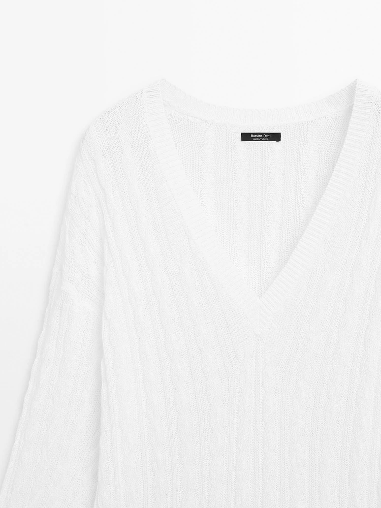 Pull coton en maille tressée ajourée