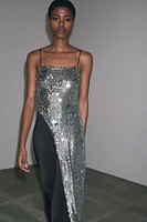 TOP ASYMÉTRIQUE À SEQUINS