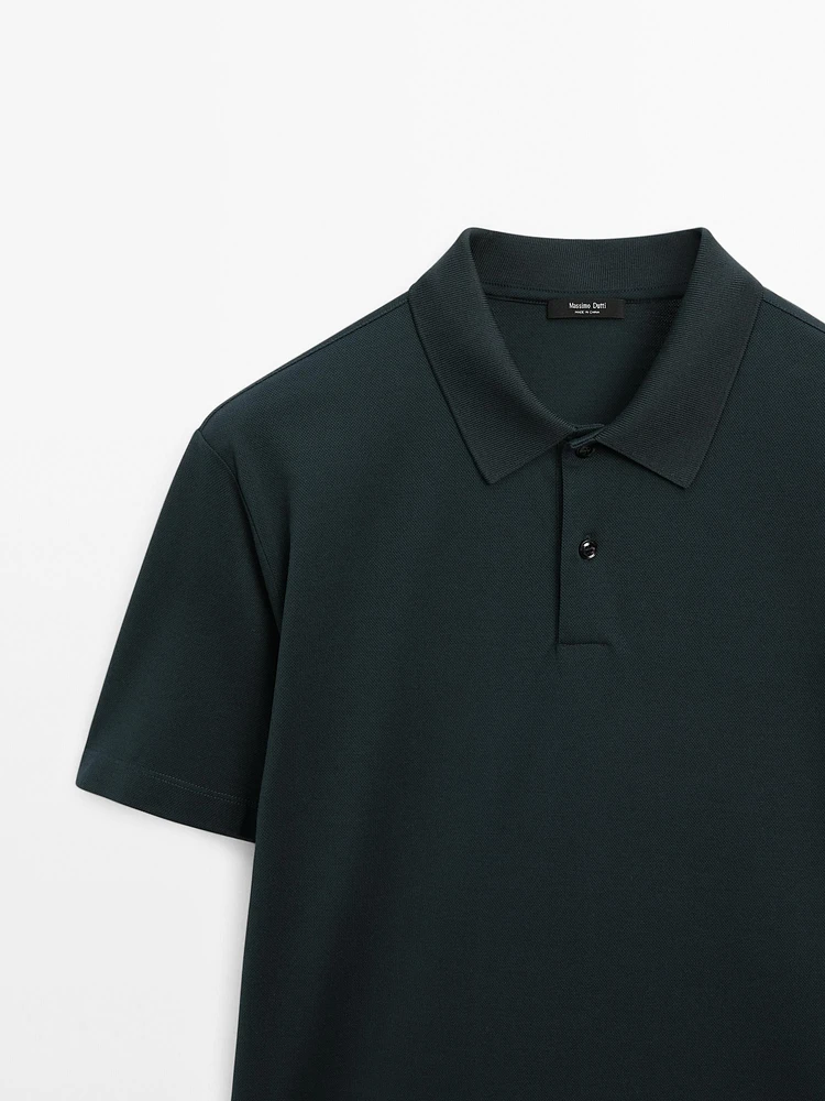 100% cotton polo shirt with micro textured weave