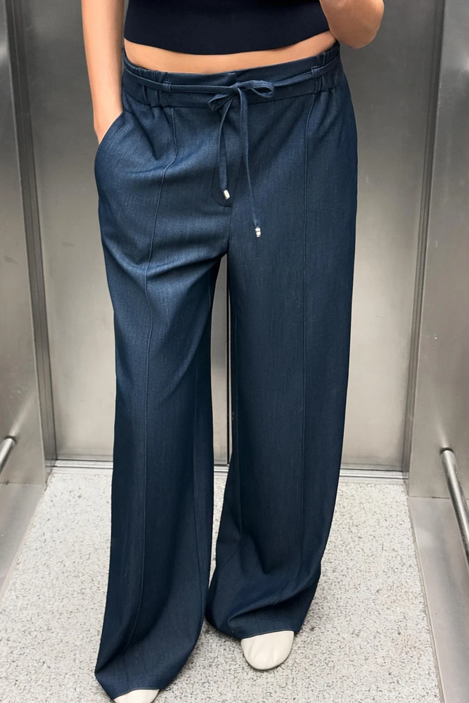 PANTALON LARGE À TAILLE ÉLASTIQUE