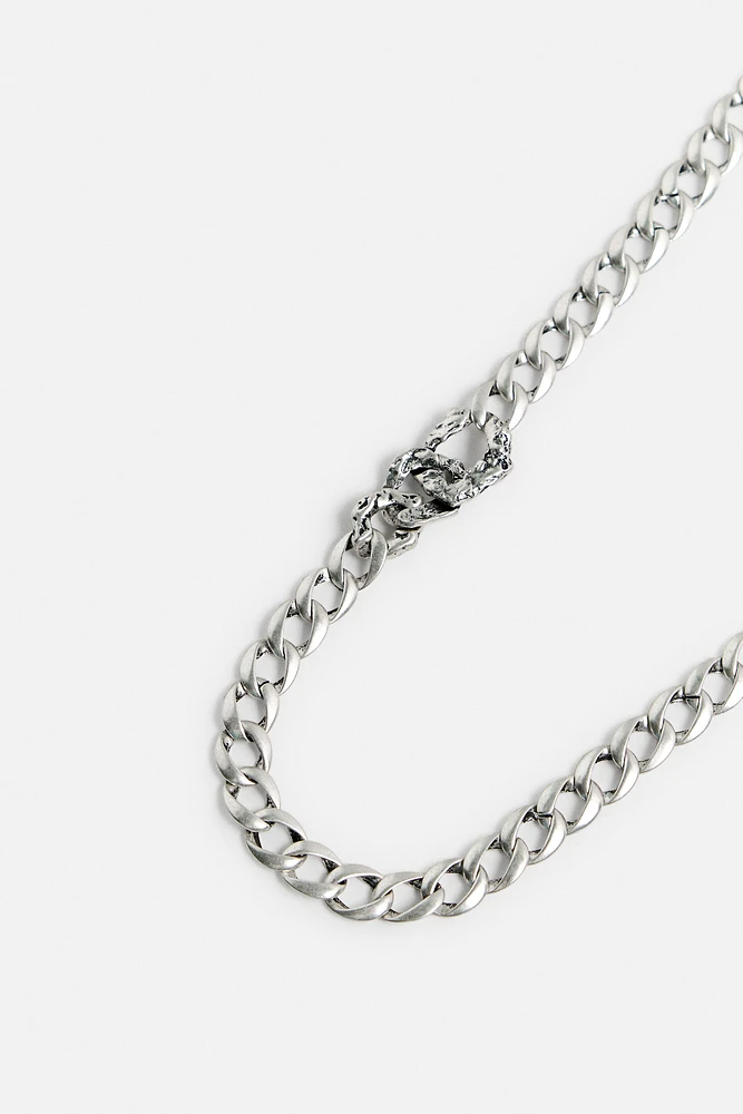 METAL LINK CHAIN NECKLACE