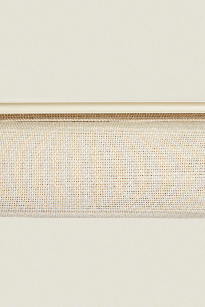 CURTAIN | MEDIUM OPACITY JUTE RETRACTABLE BLIND