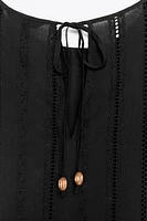 BLOUSE BRODÉE ET PERFORÉE