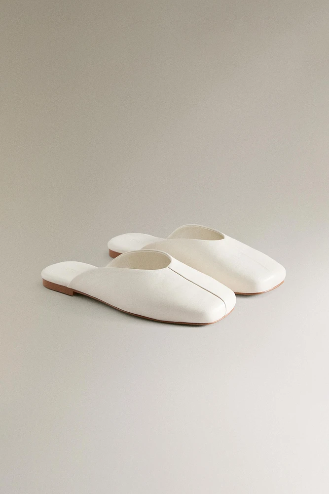 LEATHER MULES