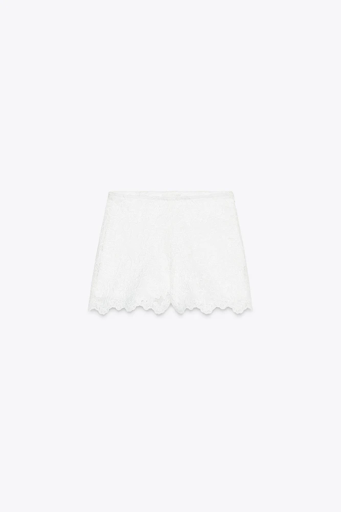 EMBROIDERED SHORTS