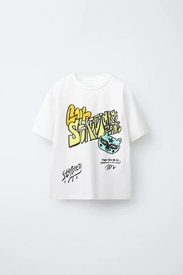 T-SHIRT À IMPRIMÉ GRAFFITIS