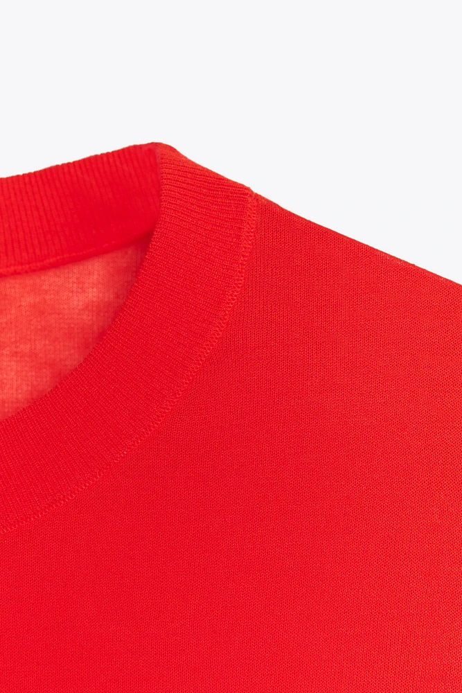 EXTRA-FINE KNIT TOP
