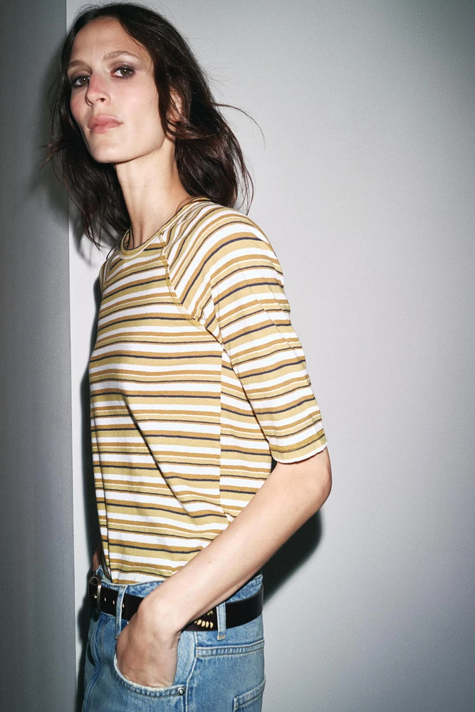 STRIPED T-SHIRT