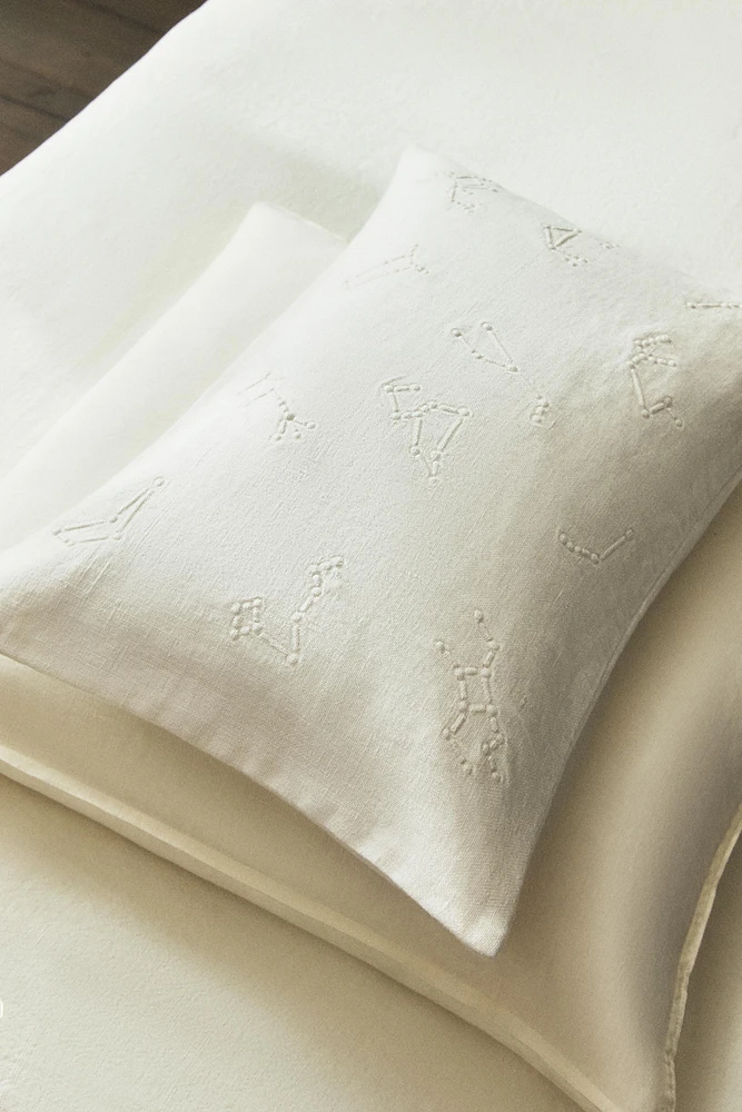 HOUSSE DE COUSSIN BRODERIES