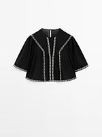 Blouse fluide avec broderies