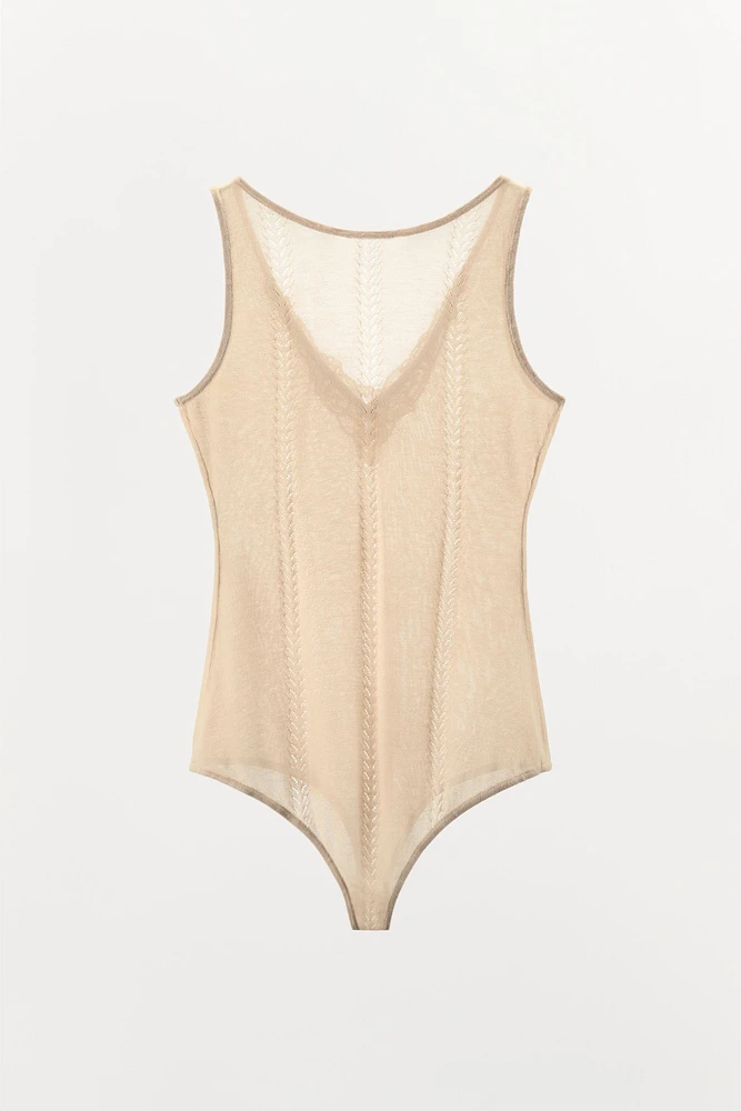 BODY EN MAILLE BRODÉ