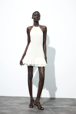 ROBE MINI HALTER À VOLANTS