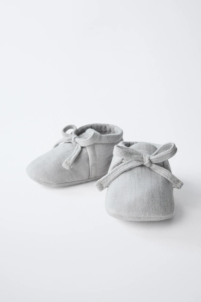 CHAUSSONS EN COTON