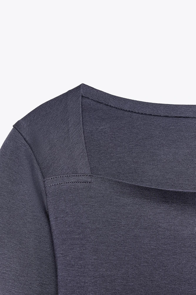 SQUARE NECK SHIRT