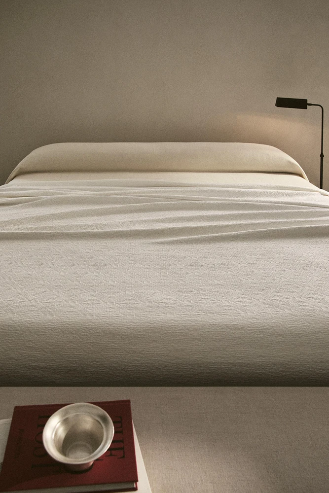 FLORAL COTTON BEDSPREAD
