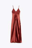ROBE MI-LONGUE SATINÉE
