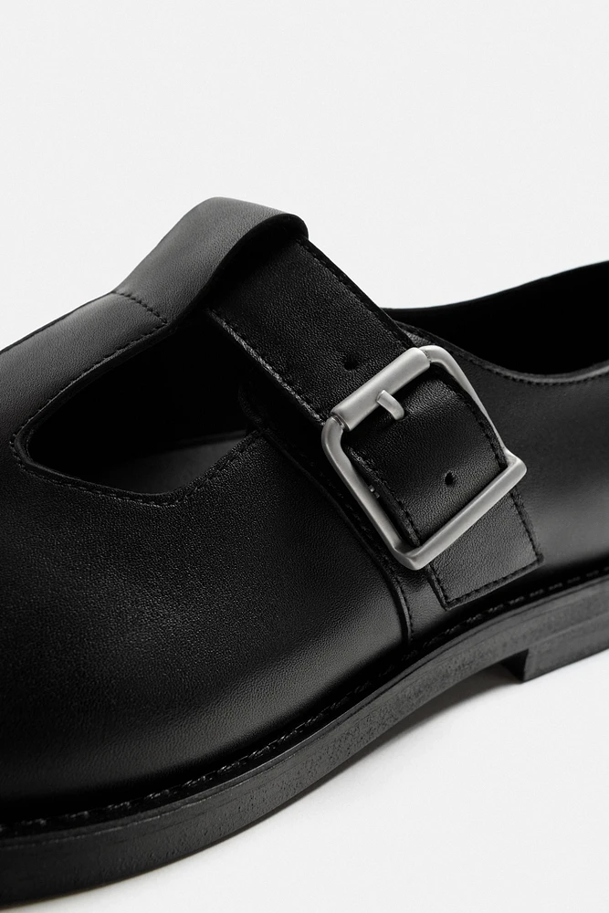 LEATHER BUCKLE SHOE