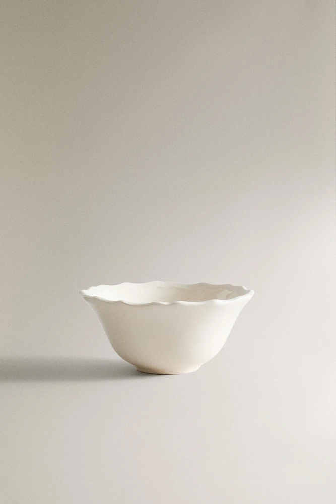 EARTHENWARE SNACK BOWL