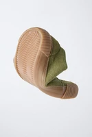 BAREFOOT COMFORT SNEAKERS
