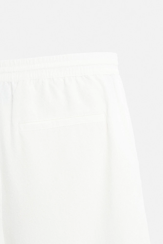 BERMUDA TEXTURÉ BOUCLÉ