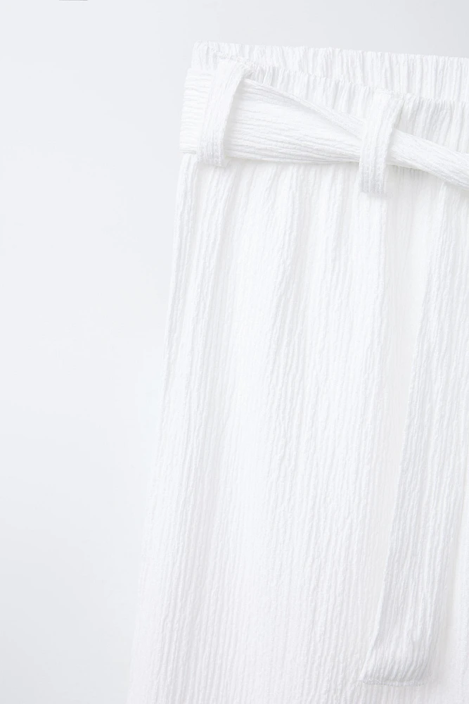 PANTALON À TEXTURE CEINTURE