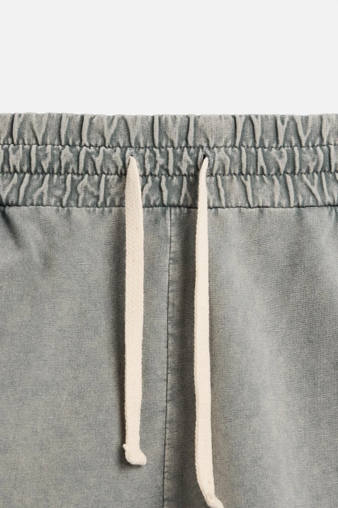 BERMUDA RELAXED FIT DÉLAVÉ