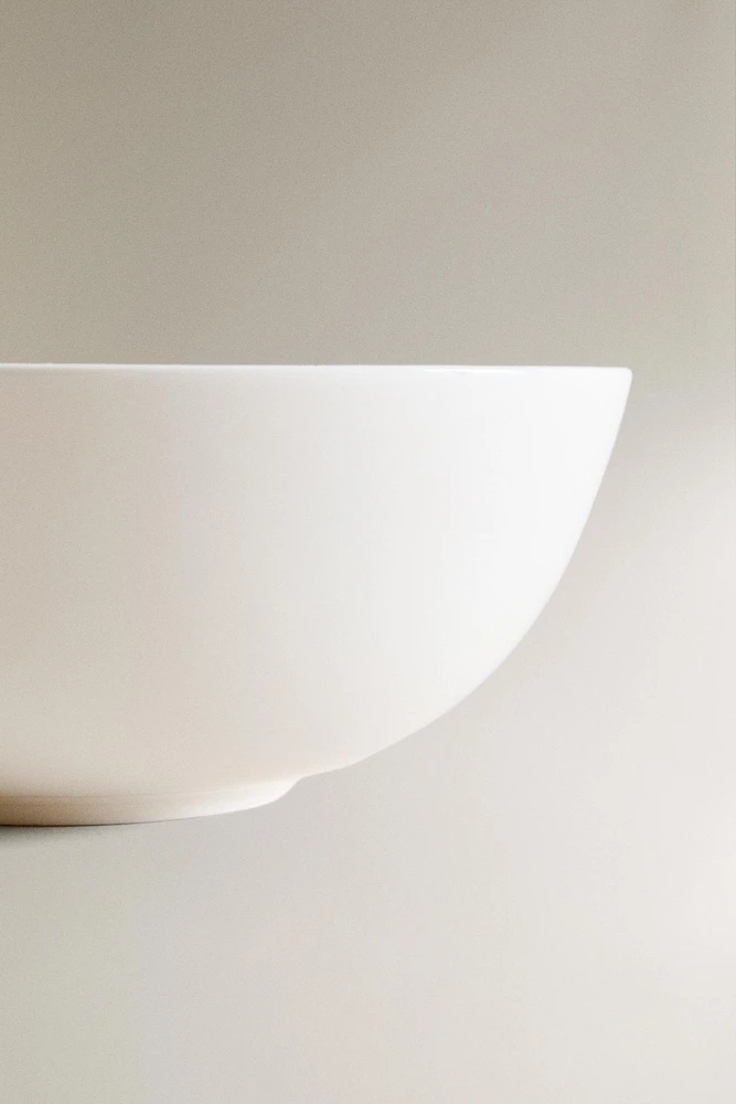 PORCELAIN SALAD BOWL