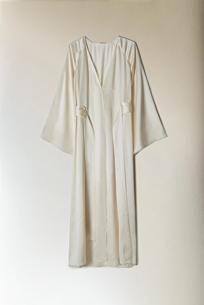 BEIGE SILK ROBE