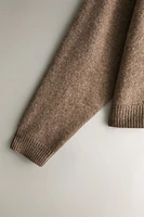 CASHMERE SWEATER